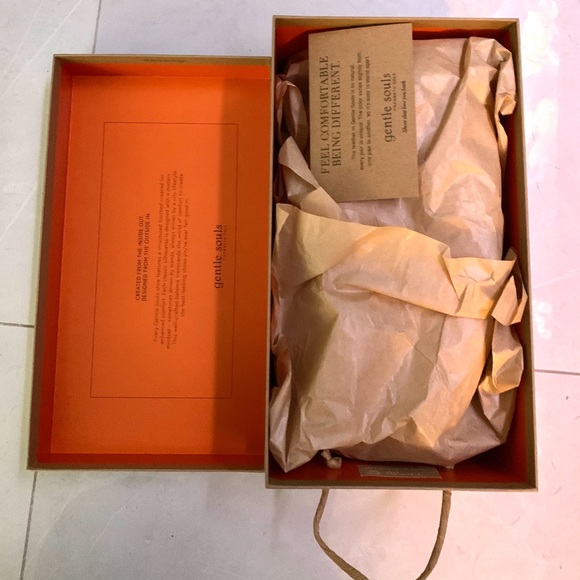 $169 New Gentle Souls Mavis Mid Brown Leather Ballet Flats Size 9M - Picture 5 of 9